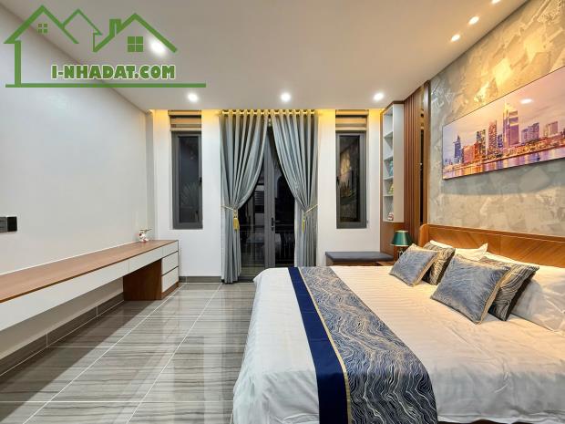 BÁN NHÀ MT CẠNH CHỢ VẢI TÂN BÌNH 5 tầng sân thượng giá rẻ hơn giá đền bù  nhà nước dt
