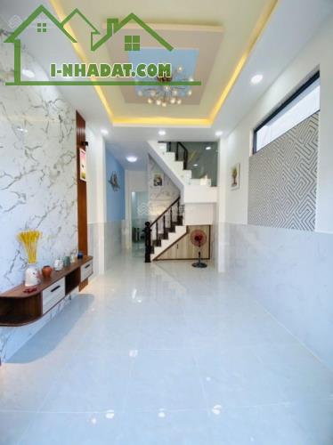 Bán nhà ngay Bình Đông hẻm xe hơi, Q. 8, 4x13m, 4 PN, giá nhỉnh 4 tỷ