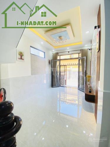 Bán nhà ngay Bình Đông hẻm xe hơi, Q. 8, 4x13m, 4 PN, giá nhỉnh 4 tỷ - 1