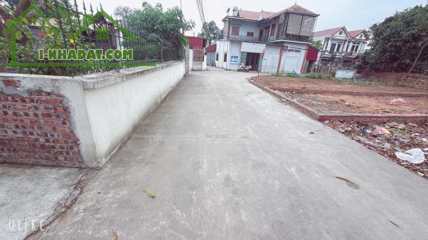 ĐƯỜNG THÔNG RỘNG 6 M CHỤC CHÍNH KHU ĐÔNG  DÂN CƯ GIÁ NHỈNH HƠN 2 TỶ DT 80,9 M -- DC TẠI - 3