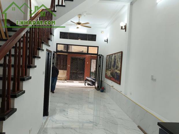 BÁN NHÀ DÂN XÂY MỚI - SIÊU ĐẸP - 2