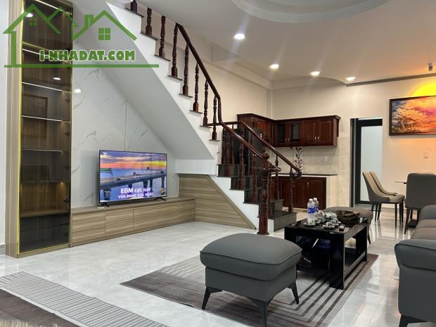 Nhà mới cực đẹp 85m2, hẻm xe tải , 1 sẹc , 10m ra MT, Trường Thạnh Q9 - 1