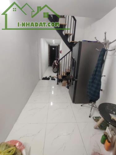 Bán nhà nguyên căn ngõ 381 Bạch Mai, Hai Bà Trưng 20m x 5T giá 3.45 tỷ, sổ đỏ GD