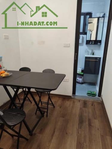 Bán nhà nguyên căn ngõ 381 Bạch Mai, Hai Bà Trưng 20m x 5T giá 3.45 tỷ, sổ đỏ GD - 1