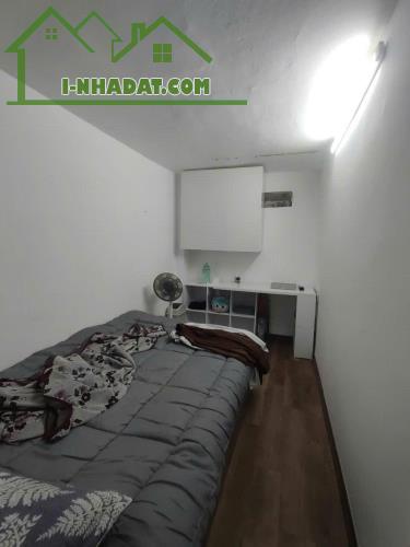 Bán nhà nguyên căn ngõ 381 Bạch Mai, Hai Bà Trưng 20m x 5T giá 3.45 tỷ, sổ đỏ GD - 2