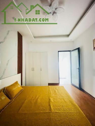 HÀNG NGON GIÁ RẺ TÔN ĐỨC THẮNG ĐỐNG ĐA. 25M X 4T. GIÁ: 5,4 TỶ - 4