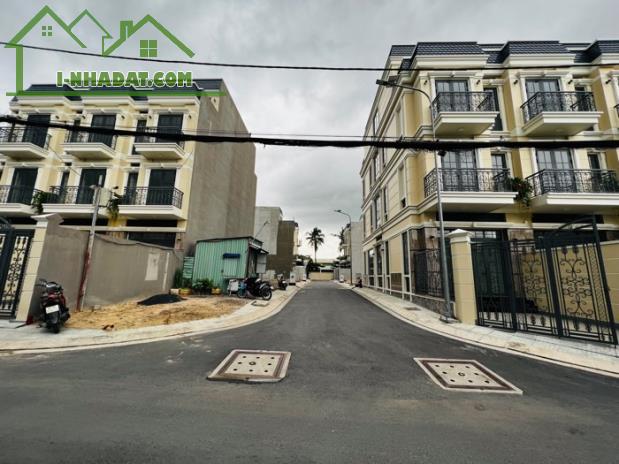 BÁN CĂN NHÀ ĐANH KINH DOANH TỐT, ĐANG 12TR/TH.DT.65M2..GIÁ NHỈNH 4x TỶ . PHƯỜNG HIỆP BÌNH - 2