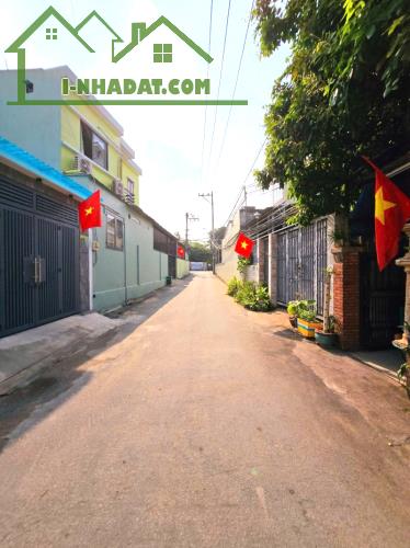 Nhà Phố 2 Mặt Hẻm Ô Tô – 104m² –– Cho Thuê 7tr/Tháng – Gần Chợ Tăng Nhơn Phú A Thủ Đức - 3