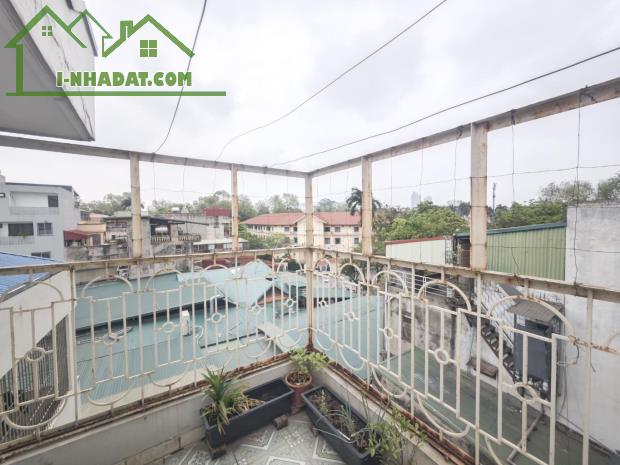 HOMESTAY ĐẸP, NGÕ NÔNG SÂN THOÁNG – 6 tầng ngõ 108 Ngọc Hà 23m chỉ 5.9 tỷ - SĐCC VUÔNG - 3