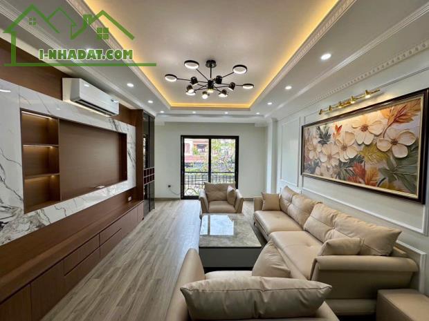 NHÀ ĐẸP TÂY HỒ- GARA OTO, THANG MÁY- VIEW SÂN CHƠI – 63M 7TANG NHỈNH 16T