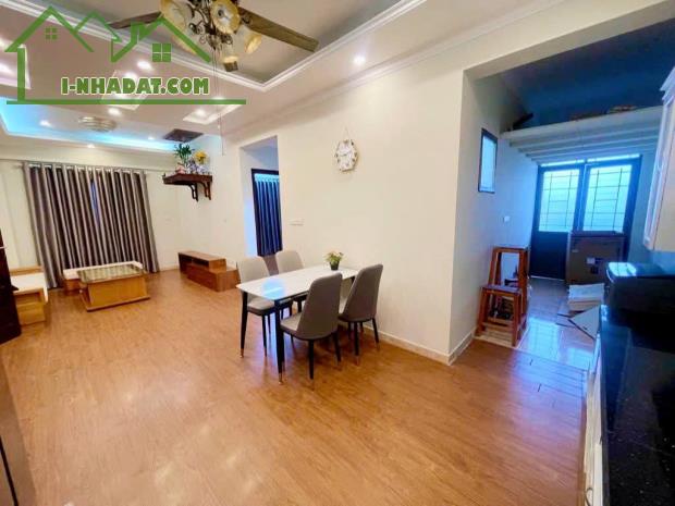 CHÍNH CHỦ BÁN CĂN GÓC – TẦNG TRUNG NHÀ B, MẶT PHỐ HÀM NGHI