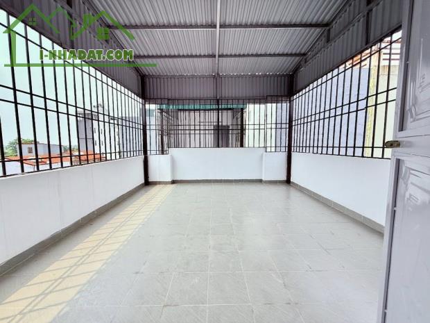 HÀNG XÓM AEON MALL LONG BIÊN - NHÀ MỚI TINH TƯƠM - GẦN PHỐ - NGAY CHÂN CẦU VĨNH TUY - CỰC - 5