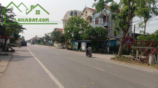 BÁT ĐẤT QUẢNG PHÚ, LƯƠNG TÀI. 80m2 * Mt 5m * 1,5 tỷ. Lô Góc, ô tô 7 chỗ vào đất
