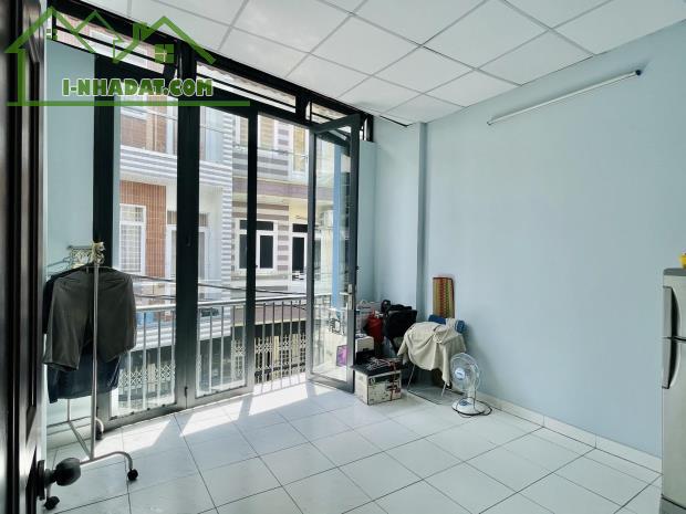 Chủ gấp Bán giảm 800tr, 2Tầng, 56m2, HXH, CC Bàu Cát Tân Bình chỉ 6Tỷ. - 3