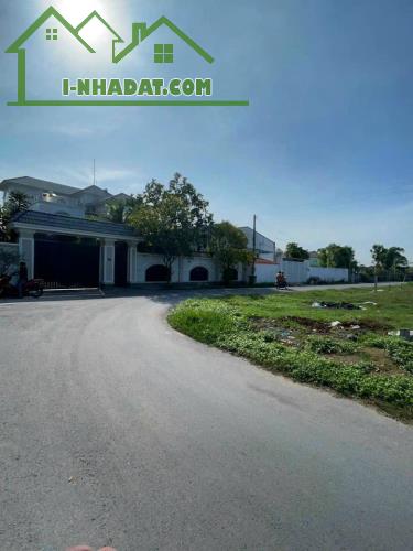 GẤP BÁN NGAY MT ĐƯỜNG Ô.TÔ 100M2 SHR KDC HIỆN HỮU CHỈ 500TR - 1
