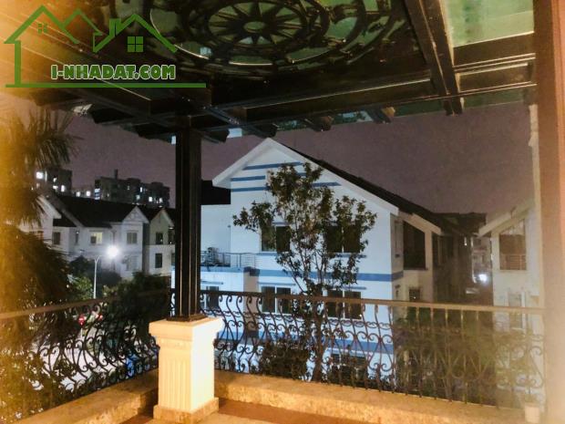BÁN NHÀ MẶT PHỐ NGUYỄN KHANG - CẦU GIẤY - VỈA HÈ 10M. KD SẦM UẤT - DT 82M2 - 7 TẦNG - SỔ - 3