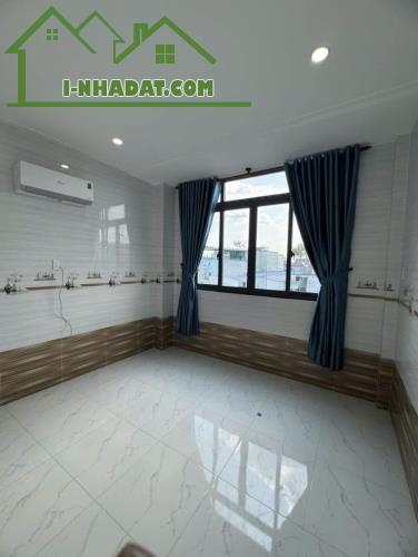 GIÁ SỐC NHÀ 1 LỬNG 1 LẦU NGAY NGUYỄN THỊ SÓC, HÓC MÔN – CHỈ CẦN XÁCH VALI VÀO Ở - 4