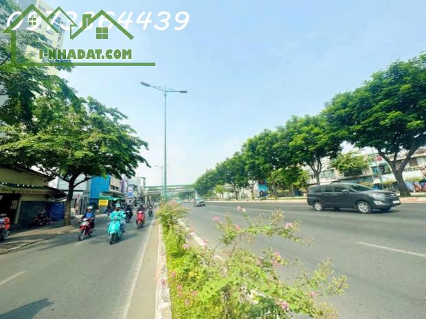 BÁN NHÀ MẶT TIỀN KINH DOANH PHẠM VĂN ĐỒNG - 4 TẦNG - NGANG 5M - 50 M2 , P.3, Gò Vấp - GIÁ
