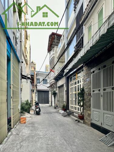 CHỈ 6.xTỶ, 4Tầng, 46m2, HXH, Tặng nội thất, Lạc Long Quân P.8 Tân Bình