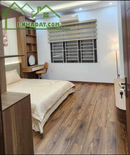 Bán gấp nhà Mễ Trì, ngõ nông 3 gác tránh SH, sổ vuông đẹp, 45m2, Chỉ 7.3 tỷ - 1