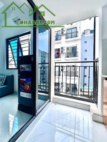 Bán nhà Kim Giang 5tầng 9 phòng khép kín doanh thu 40tr/tháng 7.6tỷ - 2