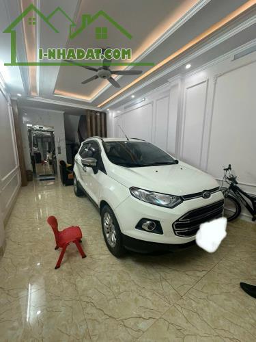 Cho thuê Nhà Riêng Thang Máy Ô Tô Nguyễn Ngọc Nại - Thanh Xuân  40m x 7T giá 30tr