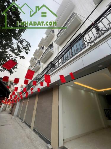 Nhà đẹp LA TINH--HOÀI ĐỨC full nội thất chỉ việc dọn về ở