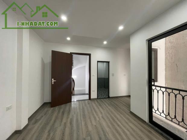 💜NHÀ MỚI PHỐ ĐỨC GIANG 30M2x5T CHÀO 5.35 TỶ - SÁT Ô TÔ - FULL NỘI THẤT💜 - 2