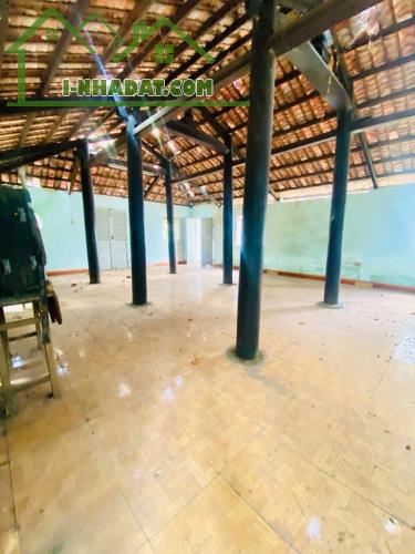 Hóc Môn bán đất full thổ cư diện tích rộng gần đường Nguyễn Ảnh Thủ phù hợp làm nhà vườn - 1
