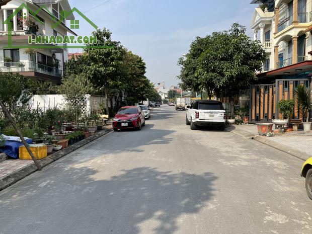 Cần bán gấp lô đất nằm 136m2 tại khu đấu giá 31ha, TT Trâu Quỳ, lô giáp góc cực đẹp - 1