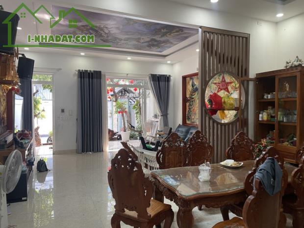 Bán nhà 168m² 2 tầng, 3PN, 2 WC, Tỉnh lộ 43, Tam Bình, Thủ Đức - 8.4 tỷ - 1