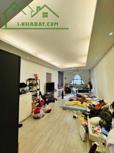BÁN NHÀ MẶT PHỐ HÀNG LƯỢC, HOÀN KIẾM. 84M2 4 TẦNG MT 4,5M GIÁ 68 Tỷ- VỈA HÈ RỘNG- KINH - 2