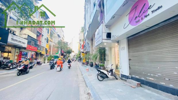 Bán nhà mặt phố Đốc Ngữ - BA ĐÌNH, kinh doanh sầm uất 66m 5tầng 19.1tỷ