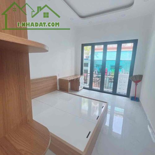 Bán Nhà 2 Lầu Hẻm 12m Bùi Đình Tuý — Nhà Đẹp, Có Chỗ Để Ô Tô, Giá Chỉ 8.x Tỷ!