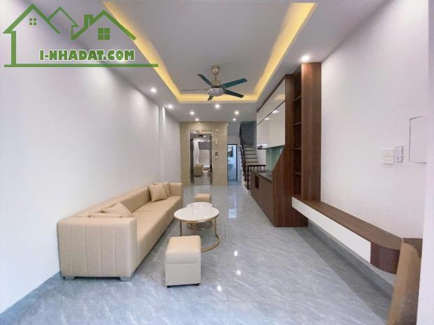 BÁN GẤP NHÀ MÓI 5 TẦNG THANG MÁY VĂN PHÚ, 35M GIÁ CHỈ 9 TỶ, Ô TÔ ĐỖ CỔNG