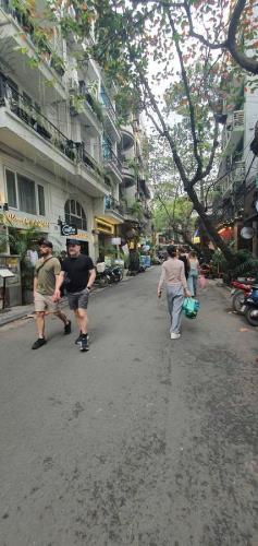 BÁN NHÀ MẶT PHỐ ẤU TRIỆU, HOÀN KIÉM. 50M2 MT 6M GIÁ 46 TỶ- TINH HOA PHỐ CỔ, DÒNG TIỀN - 4