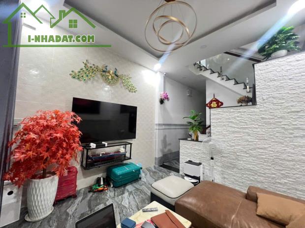 BÁN NHÀ Quận 9 đẹp LUNG LINH, giá 8.6 tỷ - 1