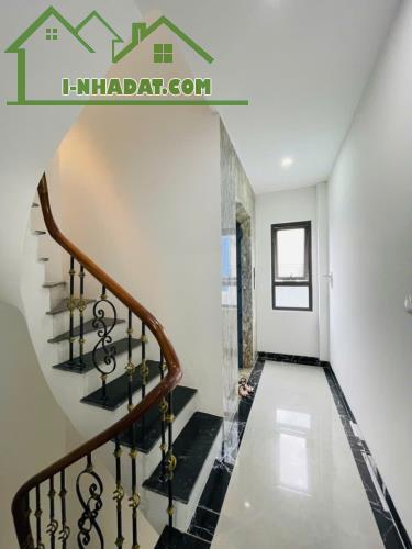 BÁN NHÀ 7 TẦNG PHỐ  ĐẶNG TIẾN ĐÔNG-ĐỐNG ĐA-THANG MÁY - NGÕ Ô TÔ TRÁNH -13.8 TỶ - 2