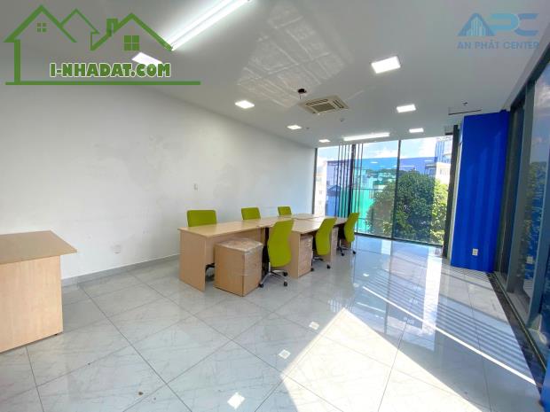 CHO THUÊ SÀN SẴN NT VĂN PHÒNG - 35m2 NGAY TRUNG TÂM QUẬN 1, VIEW ĐẸP, CHỈ 15 TRIỆU/THÁNG - 1