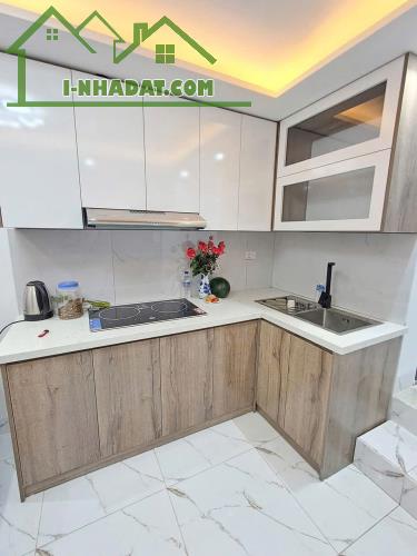 Chỉ 6 tỷ nhà Thái Thịnh Thịnh Quang mới đẹp KD tốt ngõ to thông sát phố 33m 5T đủ nội thất - 2