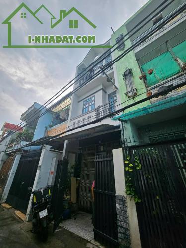 Bán gấp nhà Quận 8, 3 tầng, hẻm an ninh – chỉ hơn 5 tỷ