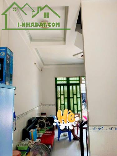 Nhà mặt tiền cực thoáng. 2 tầng đúc kiên cố.hem 5m. Sồ đẹp - 1