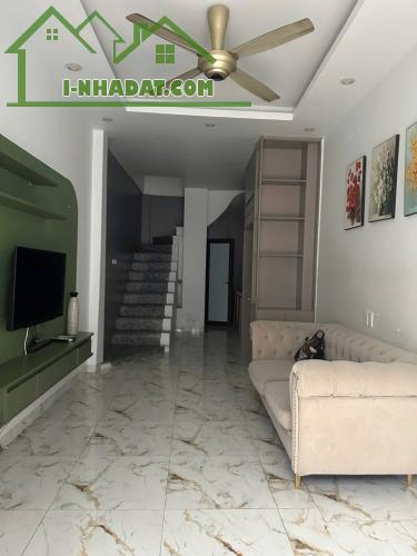 💥 Lê Quang Đạo - 6,x tỷ nhà mới, ô tô 50m, gần phố, nhà đẹp full nội thất.