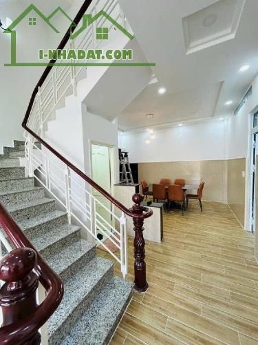 BÁN GẤP NHÀ HẺM XE HƠI - CHỢ HIỆP BÌNH - 75M2 - NHỈNH 5 TỶ - 1