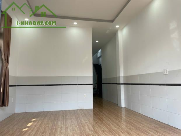 NHÀ ĐẸP Ở NGAY, DÒNG TIỀN HẤP DẪN, GẦN NÚT GIAO GÒ DƯA, 6,2X30; NỞ HẬU CHỈ 13 TỶ. - 4
