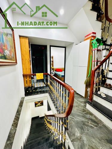 SIÊU HIẾM NHÀ NGUYỄN KHOÁI, 45M, 3T, MT 4,3M, Ô TÔ, MỚI, Ở SƯỚNG, CHỈ 6,2 TỶ. - 2