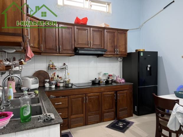 Bán nhà 1 Trệt 1 Lầu Trung Tâm Đông Hòa,đường xe hơi phà phà,gần GO Dĩ An - 2