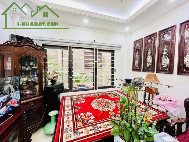 Bán nhà Lạc Long Quân Cầu Giấy gần ô tô ngõ thông 35m2 5T MT 4m dân xây đủ đồ ở luôn 7.5tỷ - 2