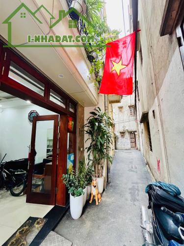 Bán nhà Lạc Long Quân Cầu Giấy gần ô tô ngõ thông 35m2 5T MT 4m dân xây đủ đồ ở luôn 7.5tỷ - 5
