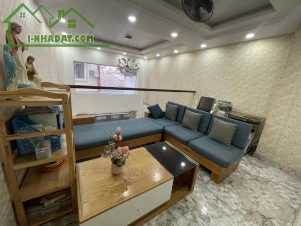 **Bán biệt thự HXH Tân Hải**, p13 quận Tân Bình; (5,2*17) 4 tầng VIP chỉ 13,7 tỷ - 2